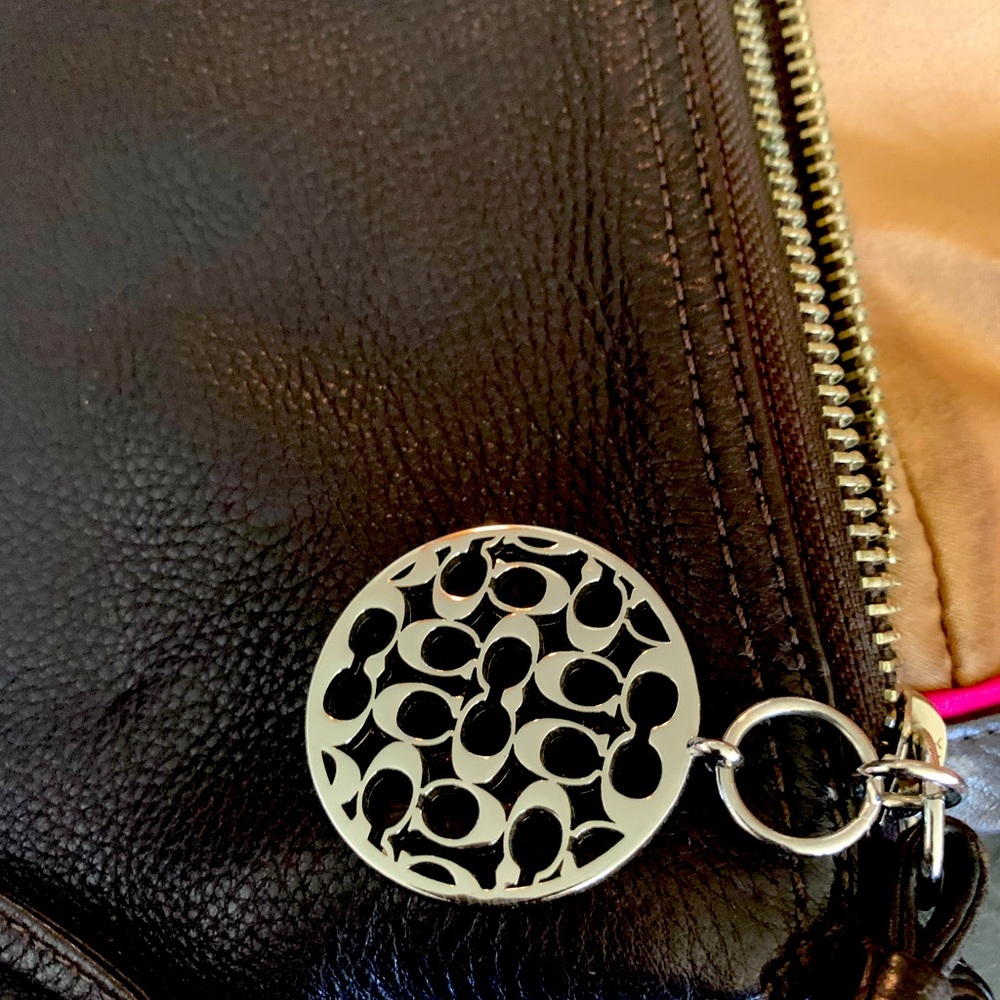 Handbag-Large Purse - Picture 4 of 10